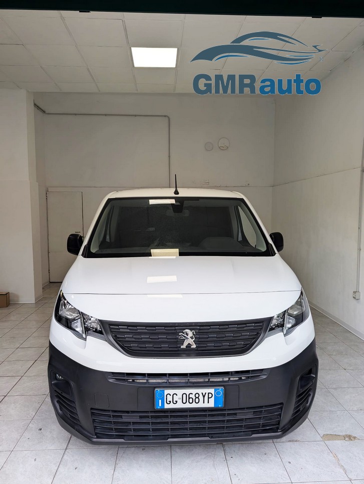 Peugeot Partner BlueHDi 100 PC 3posti Premium 2 km 65000 GG068YP
