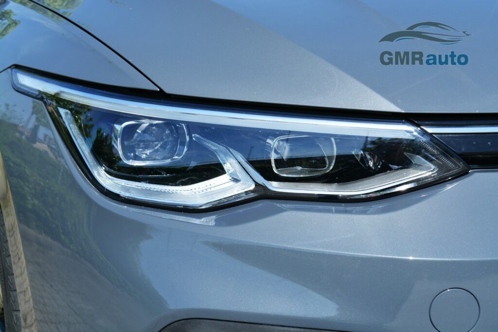 Volkswagen Golf 8ª serie Variant 1.0 eTSI EVO DSG Life