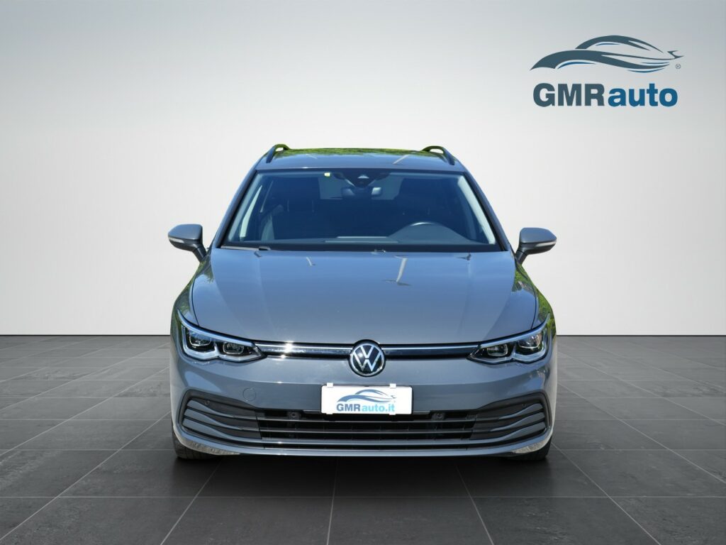Volkswagen Golf 8ª serie Variant 1.0 eTSI EVO DSG Life