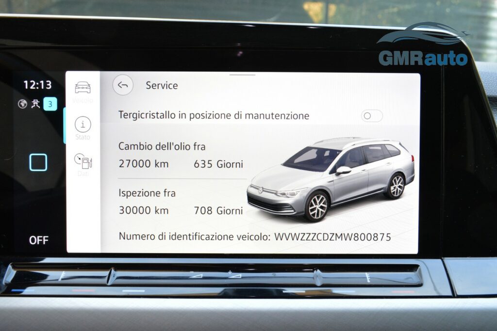 Volkswagen Golf 8ª serie Variant 1.0 eTSI EVO DSG Life