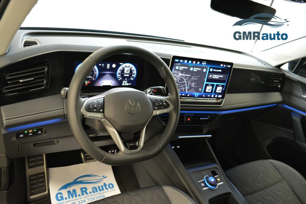 Volkswagen Tiguan Edition Plus 2.0 TDI DSG camera 360° PREZZO REALE