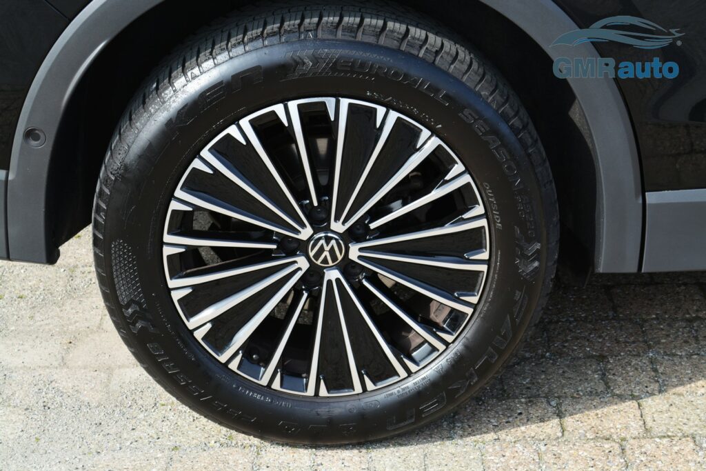 Volkswagen Tiguan Edition Plus 2.0 TDI DSG camera 360° PREZZO REALE