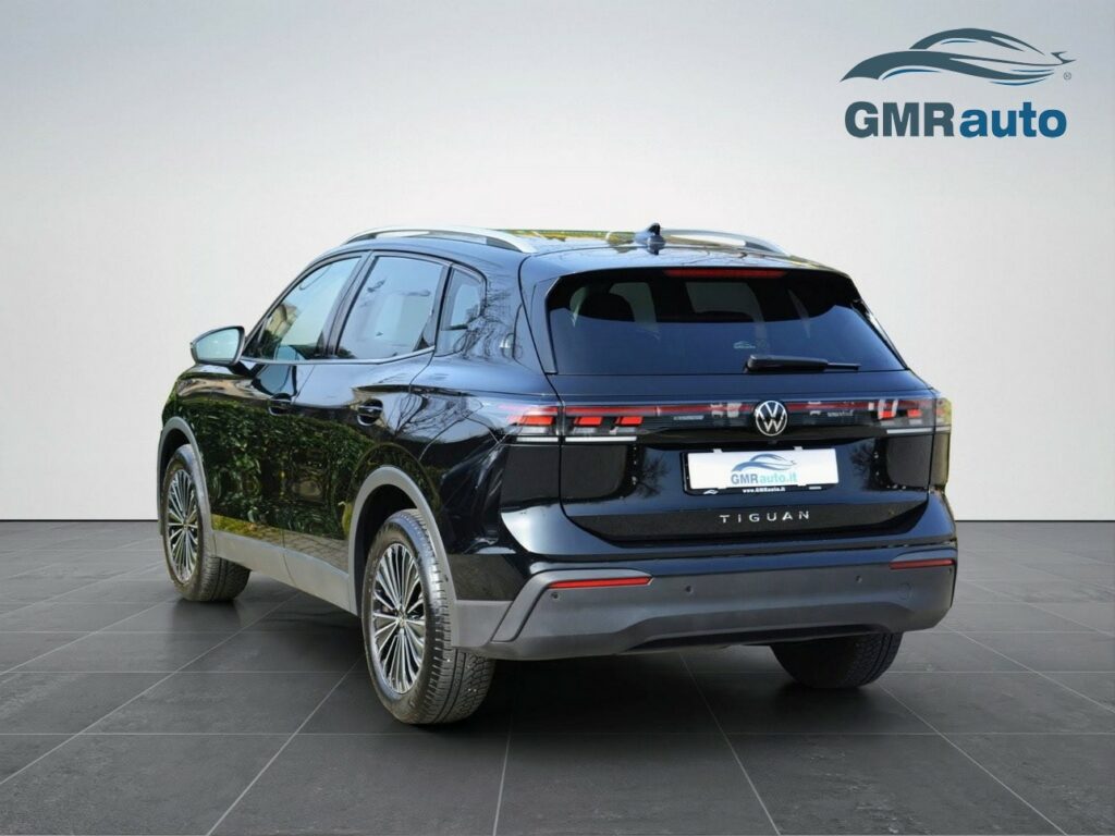 Volkswagen Tiguan Edition Plus 2.0 TDI DSG camera 360° PREZZO REALE