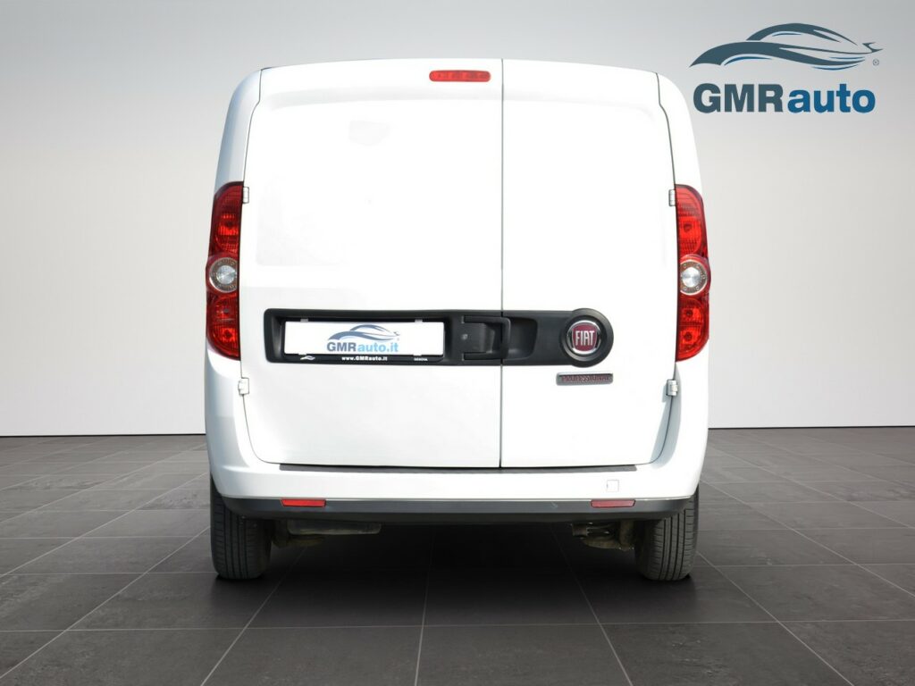 Fiat Doblo 1.6 mtj 105 cv 3POSTI vano di carico rivestito PREZZO REALE