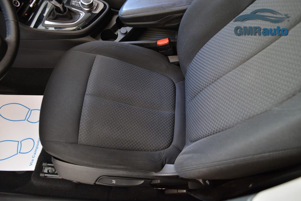 BMW SERIE 2 GRAN TOURER 216d Advanced Business 7 posti