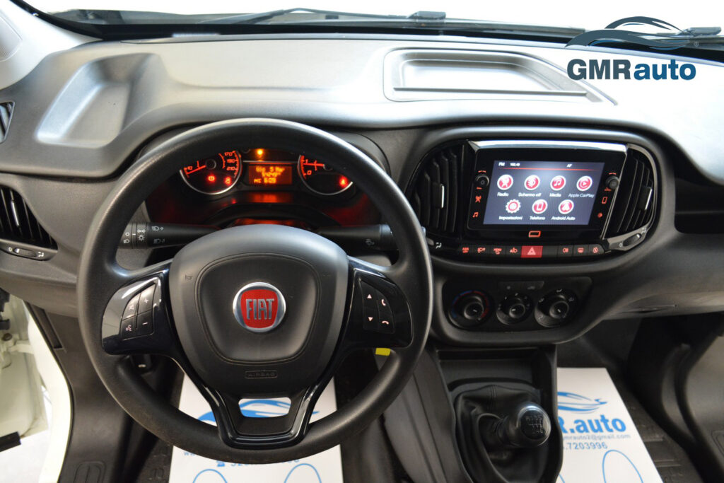 Fiat Doblò Cargo 1.6 Multijet 105CV – 3 Posti – 2023 – 68.983 km        PREZZO REALE