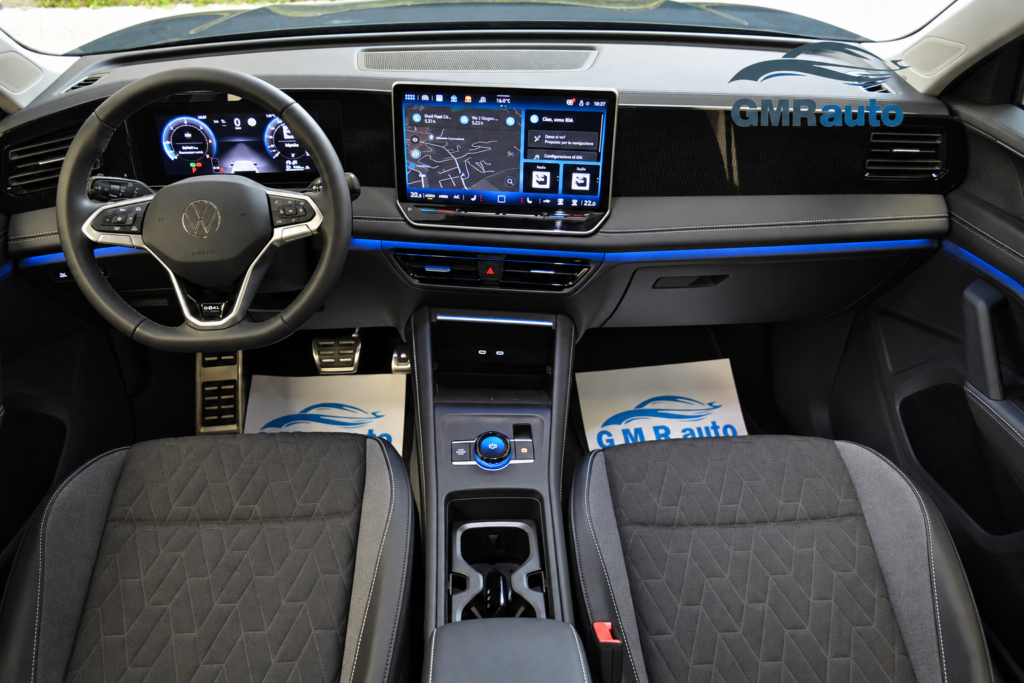 Volkswagen Tiguan Tiguan 1.5 etsi Life GOAL Edition Plus 130cv dsg - gancio traino