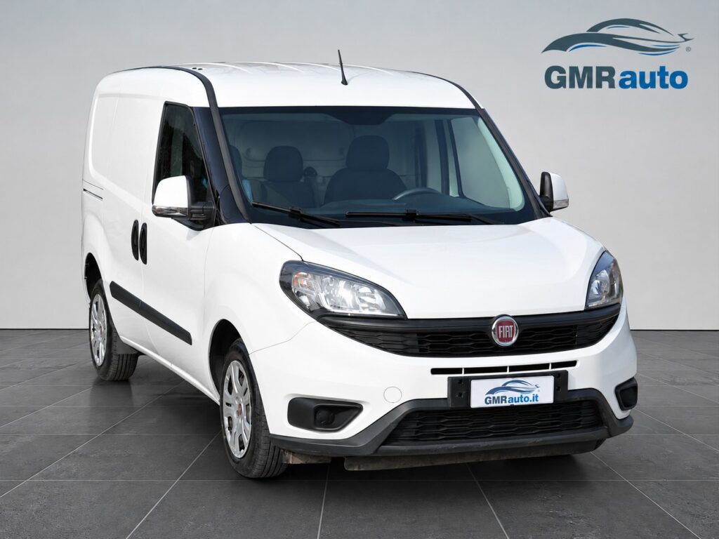Fiat Doblò Cargo 1.6 Multijet – 105CV – 3 Posti – RETROCAMERA