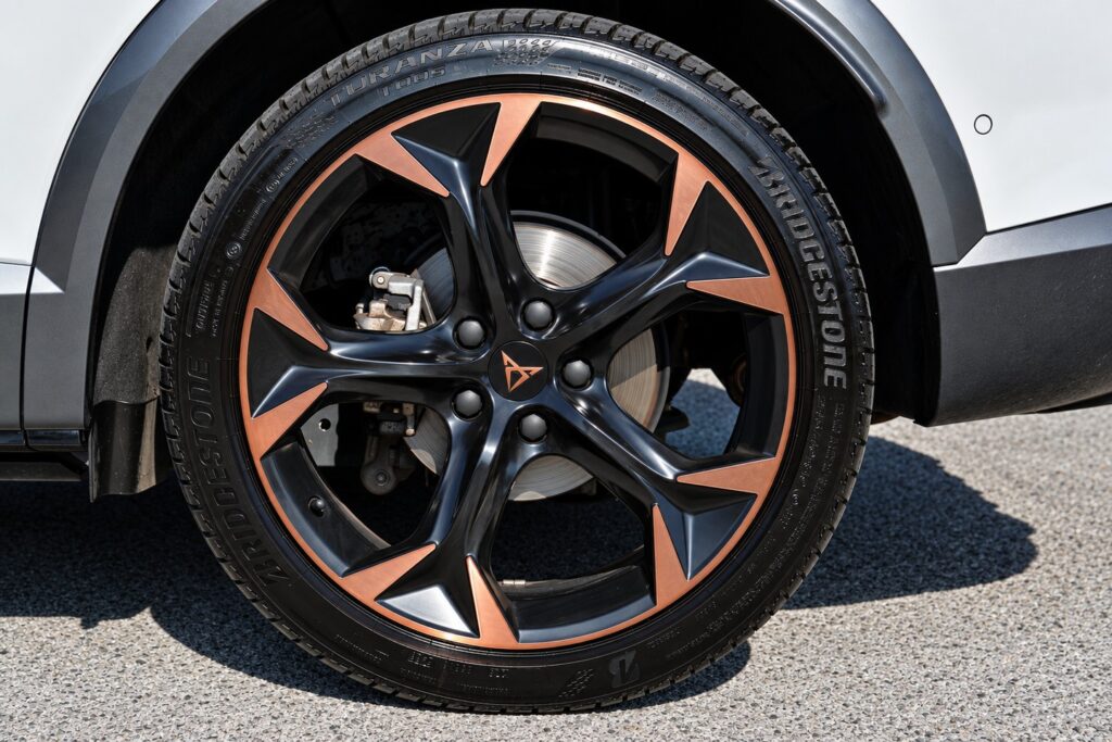 CUPRA Formentor 1.4 e-HYBRID 204 CV – Navigatore Plus 12” – Cerchi 19”- PREZZO REALE NO VINCOLI!!